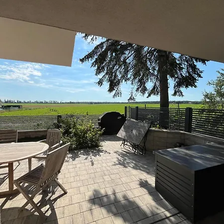 Villa Rose Close To Vienna & Airport Maria Ellend Exterior photo