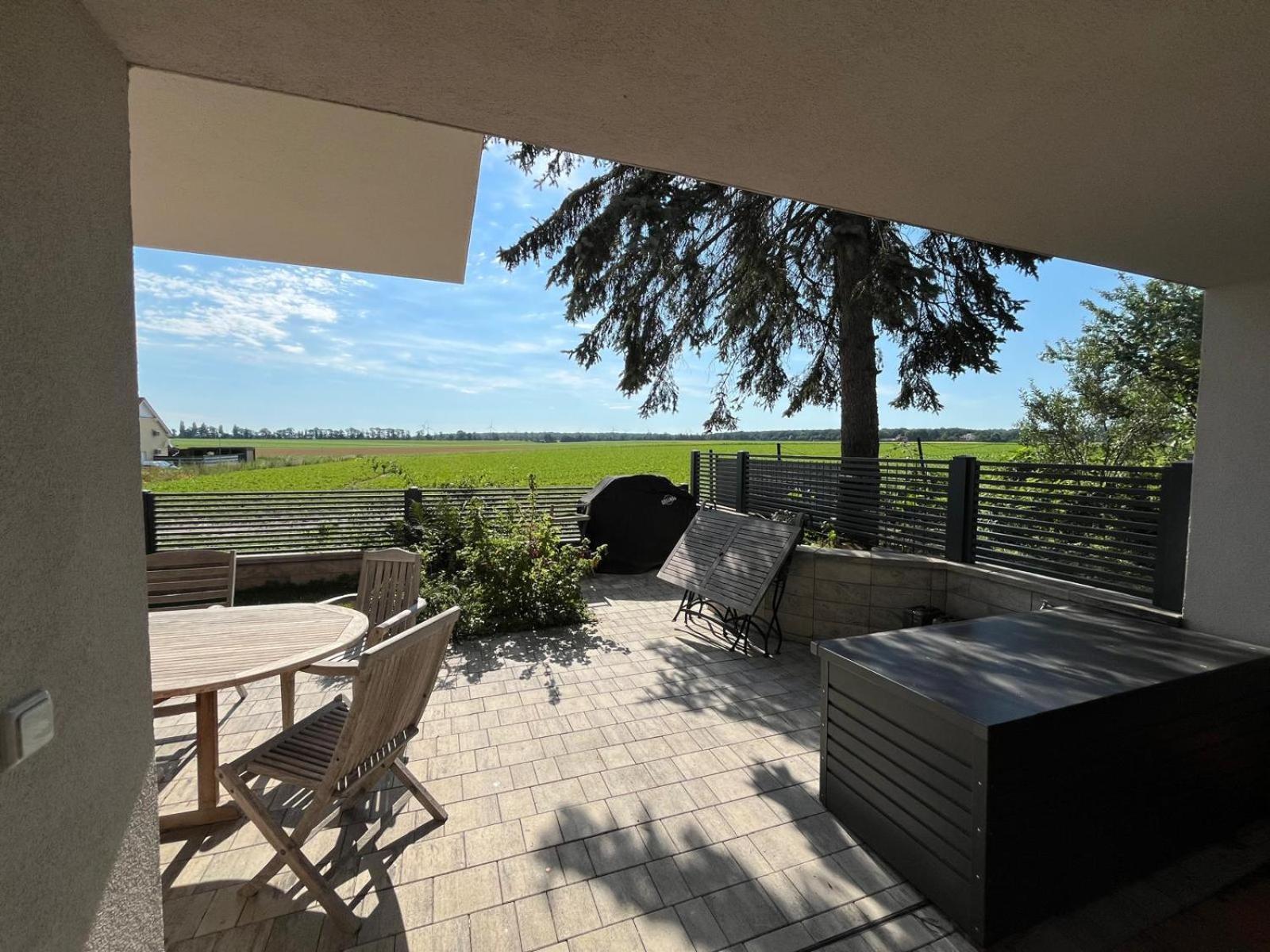 Rose Close To Vienna & Airport *